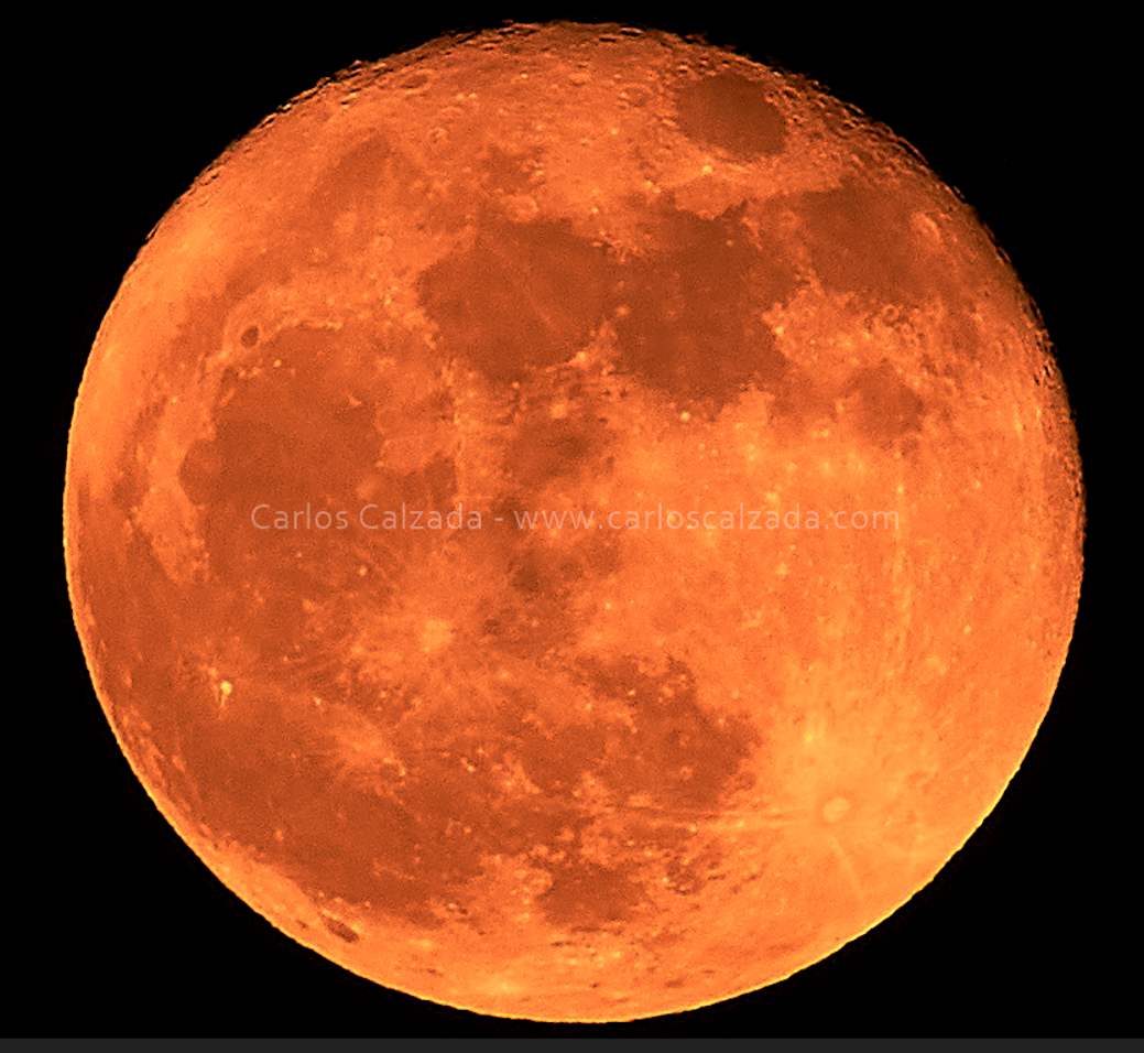 Luna roja (3.jpg